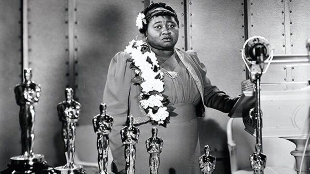 This Woman Was The First Black Actor To Win An Oscar – But Her Treatment At The Awards Was Woeful